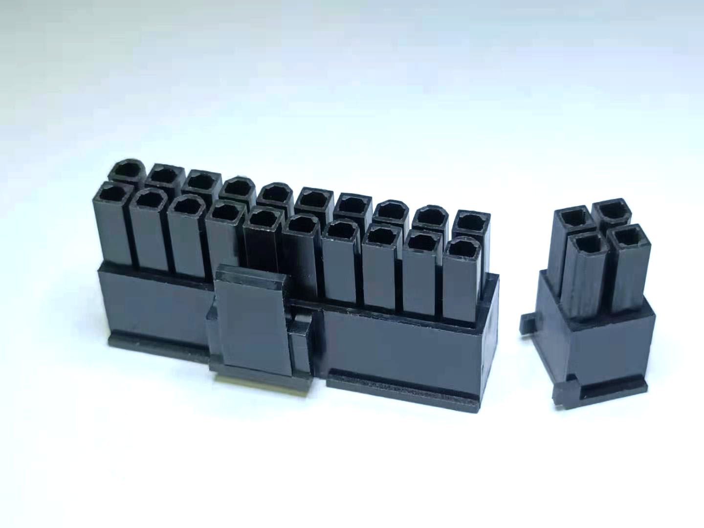 4.2mm Pitch Male HSG 20+4平面卡点式组合 HCS