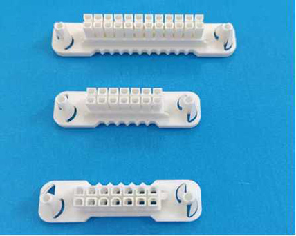4.2mm Pitch Male HSG 带螺旋定位柱