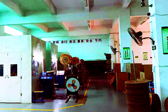 冲压车间
